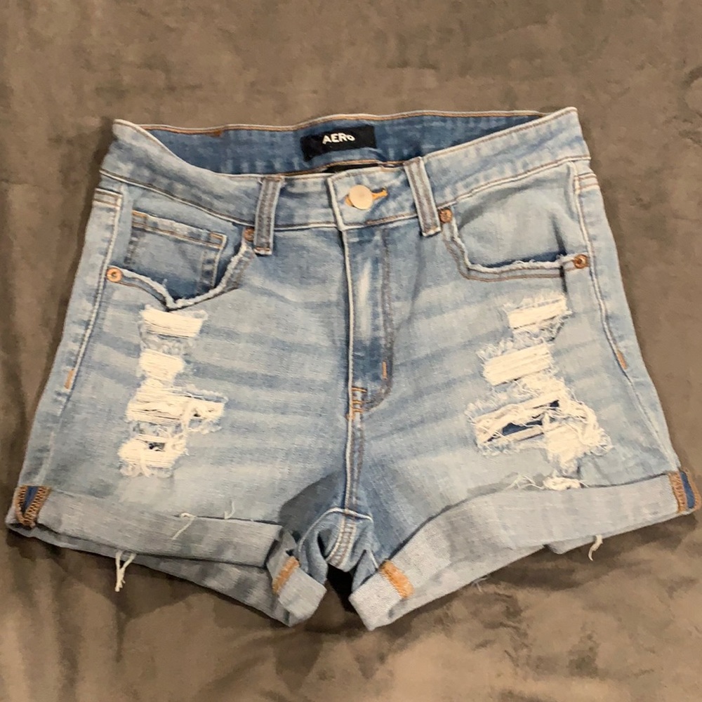 Aero shorts size 10